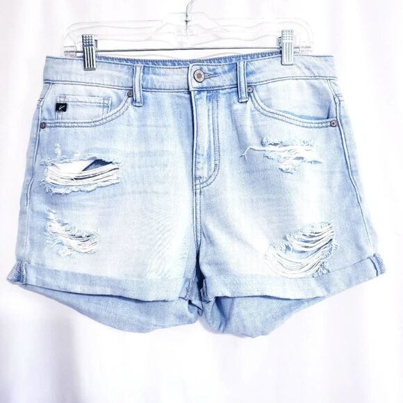 KanCan distressed denim shorts - Picture 1 of 4